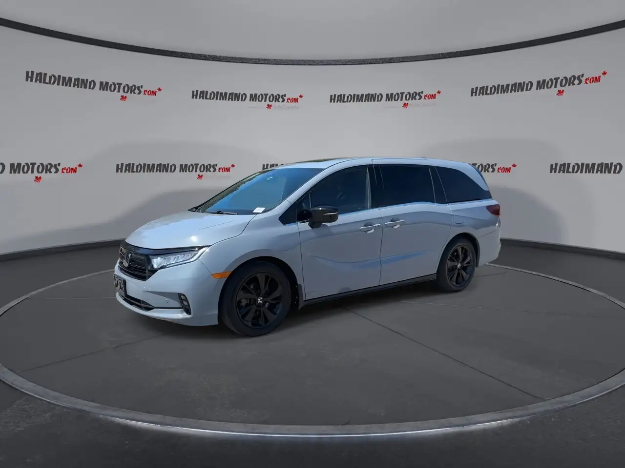 Honda Odyssey снимка Honda Odyssey