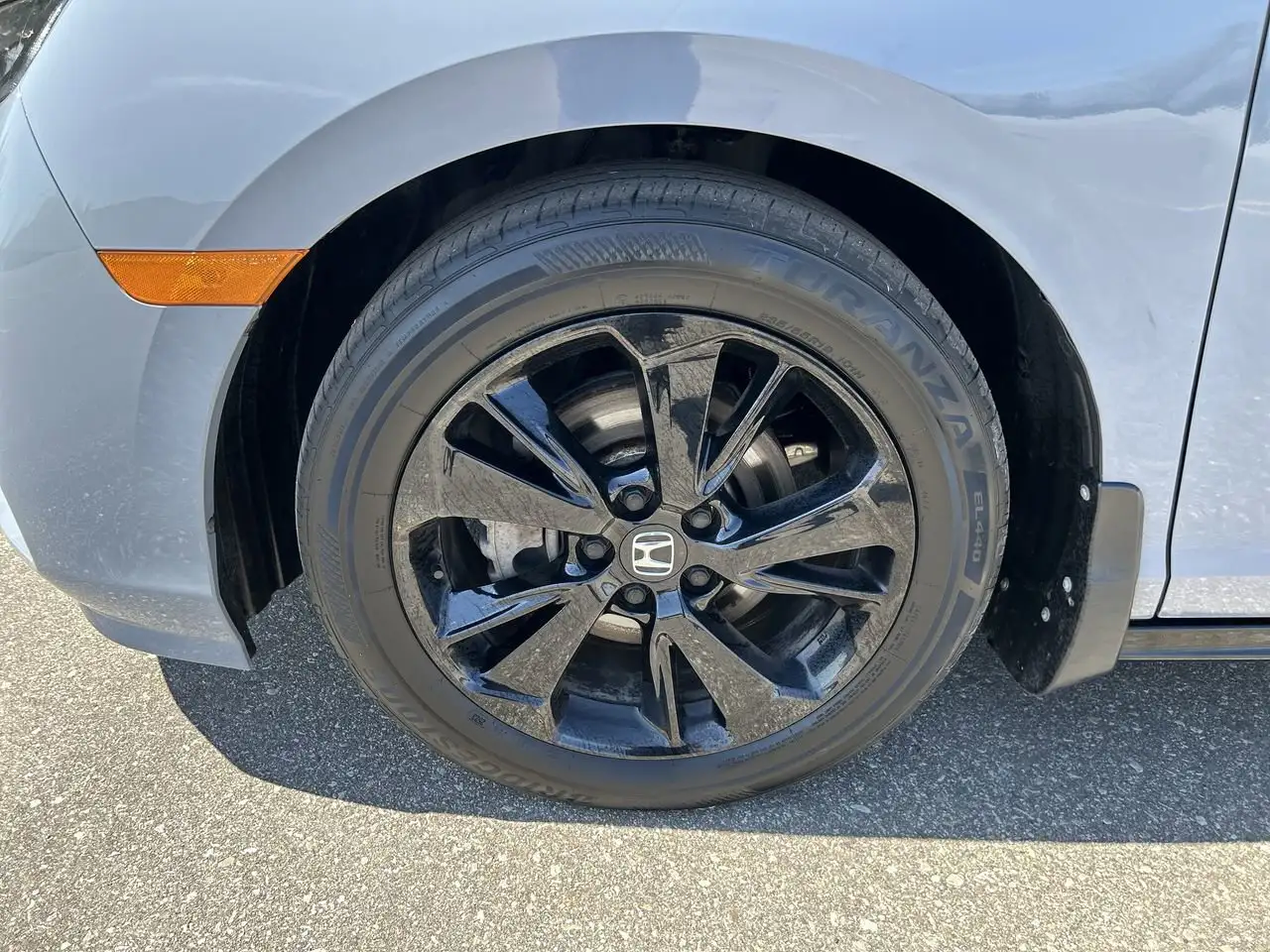 Honda Odyssey снимка Honda Odyssey
