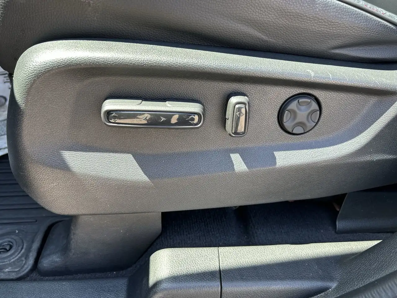 Honda Odyssey снимка Honda Odyssey