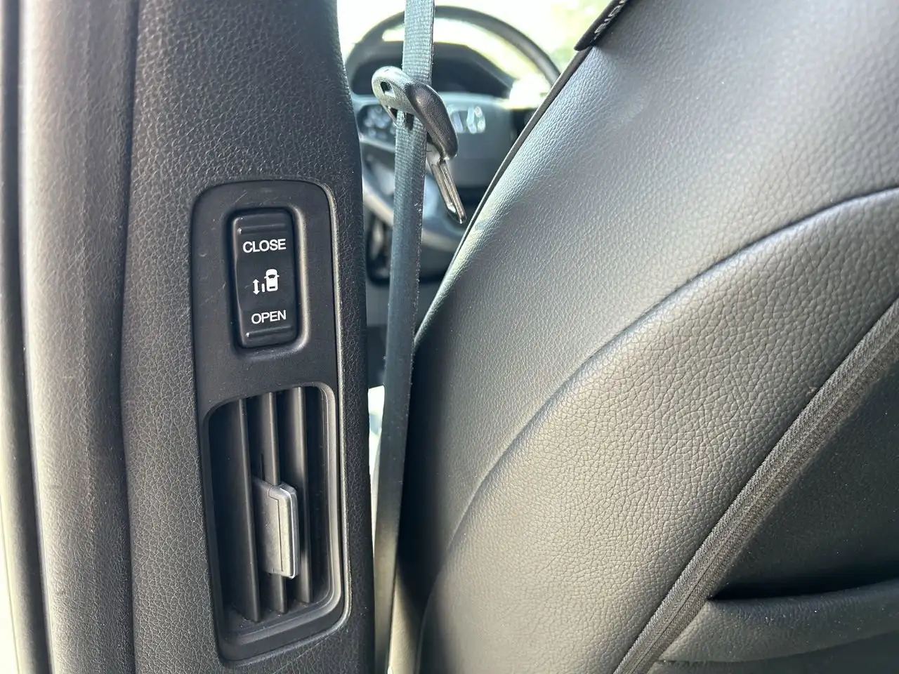 Honda Odyssey снимка Honda Odyssey