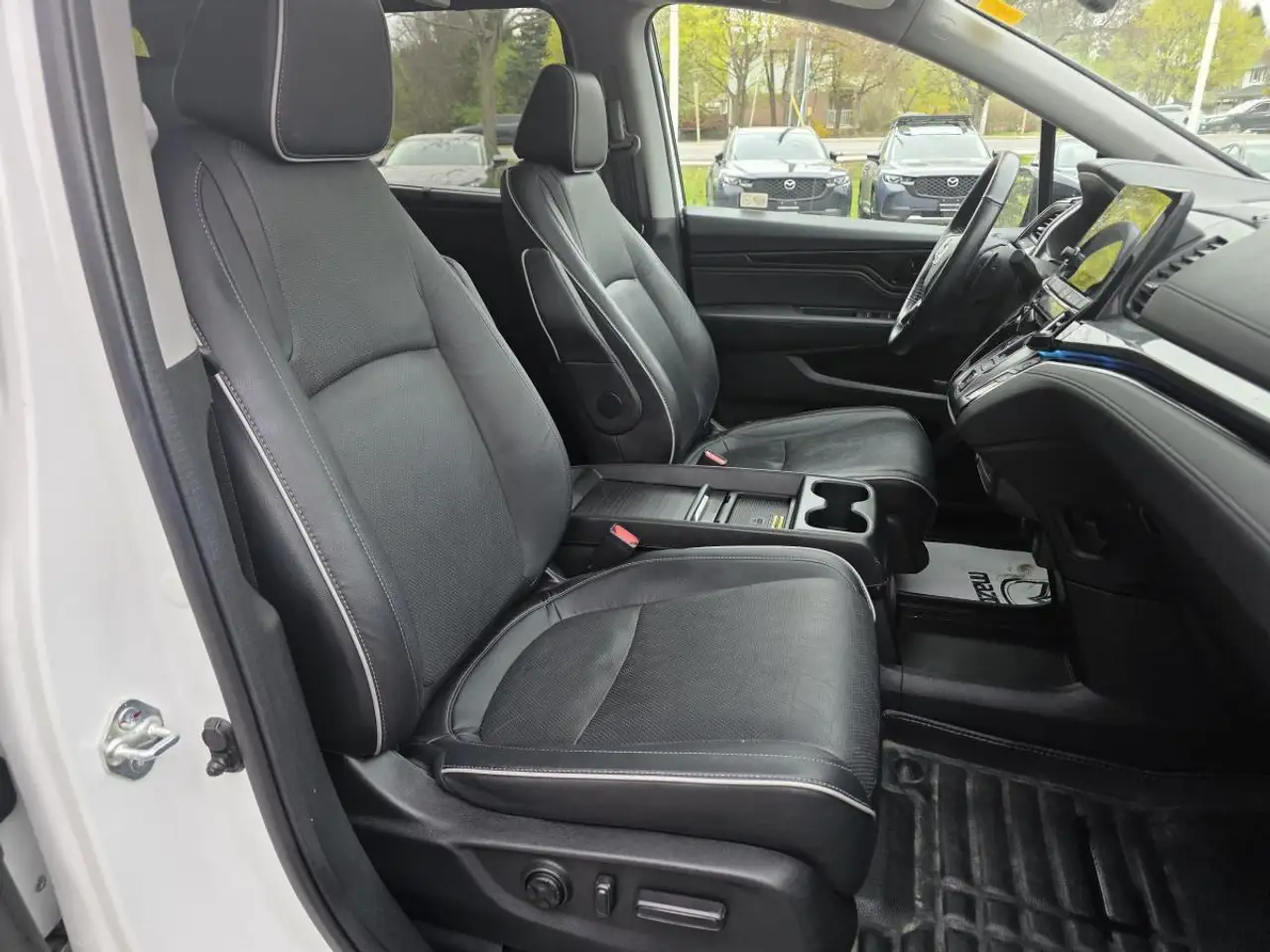 Honda Odyssey снимка Honda Odyssey
