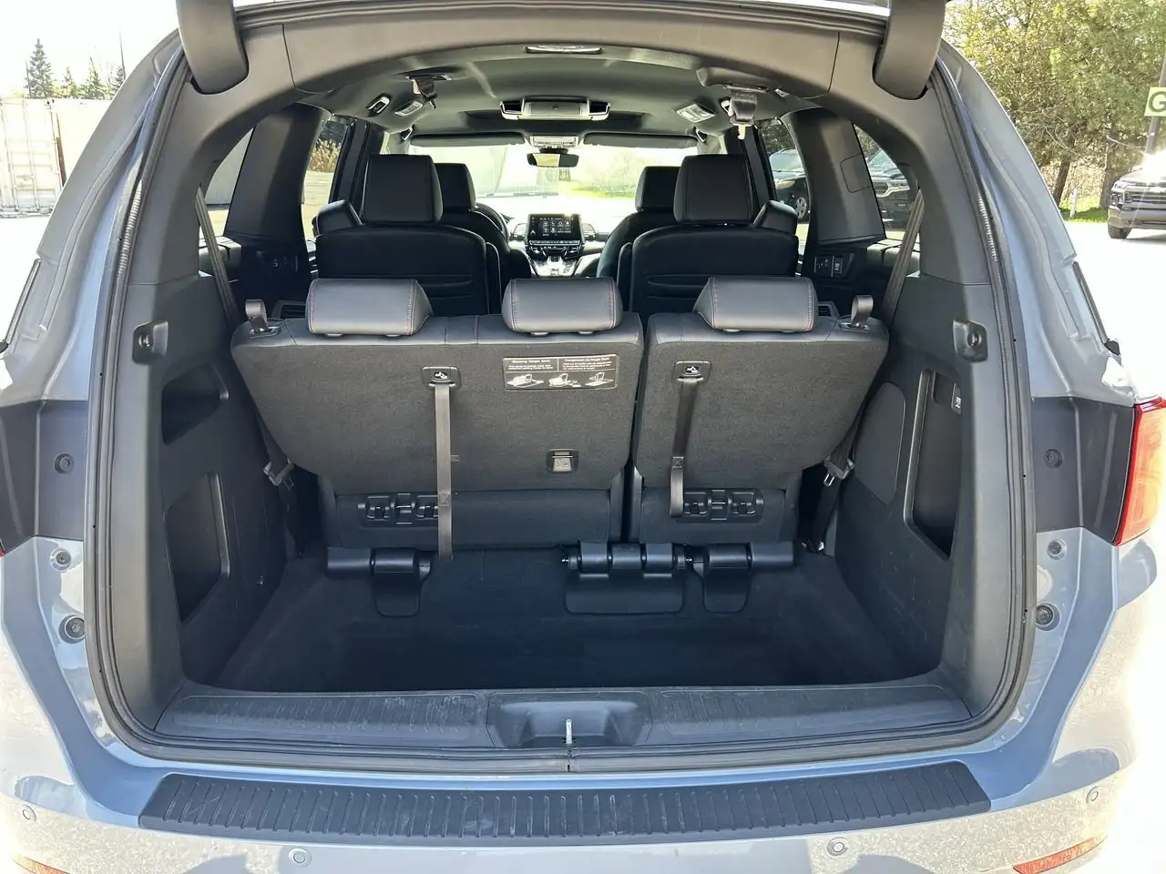 Honda Odyssey снимка Honda Odyssey
