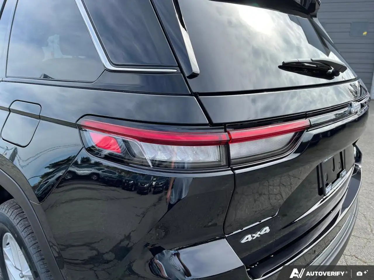 Jeep Grand Cherokee снимка Jeep Grand Cherokee