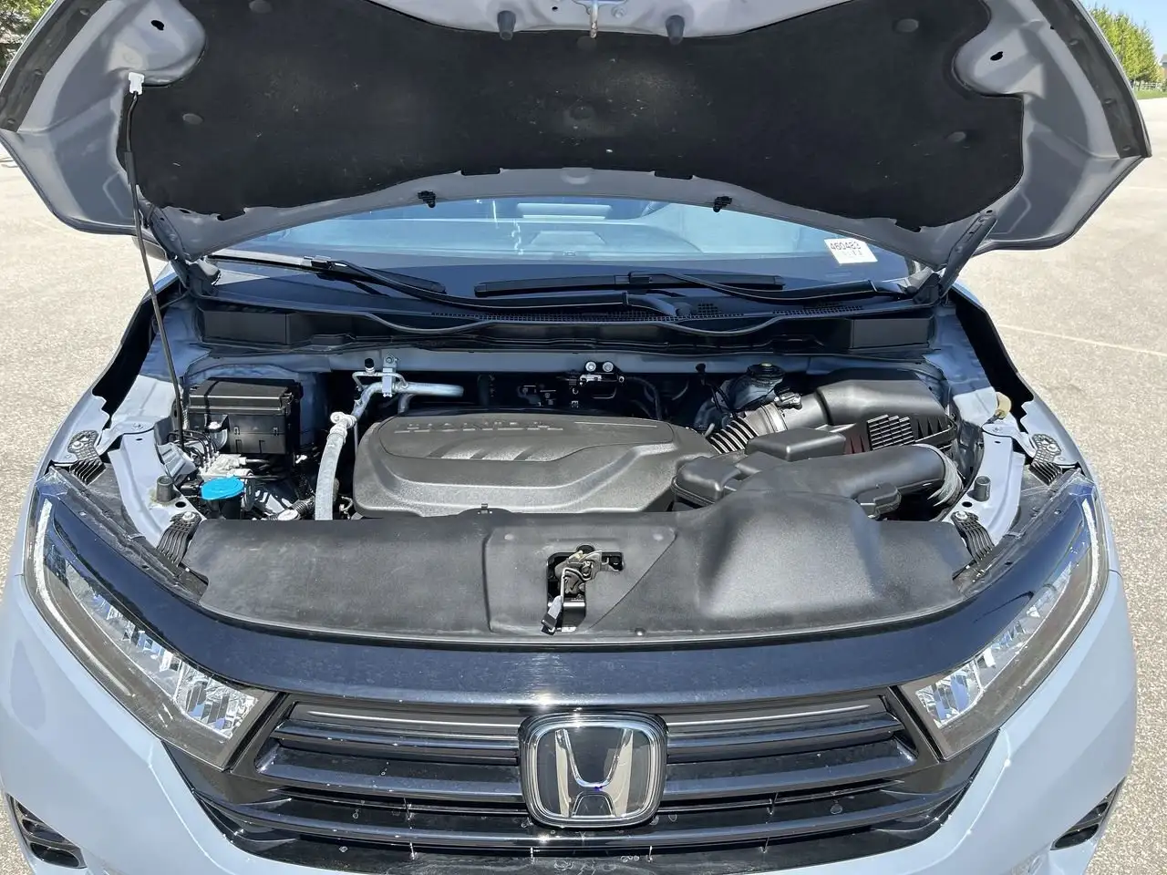Honda Odyssey снимка Honda Odyssey