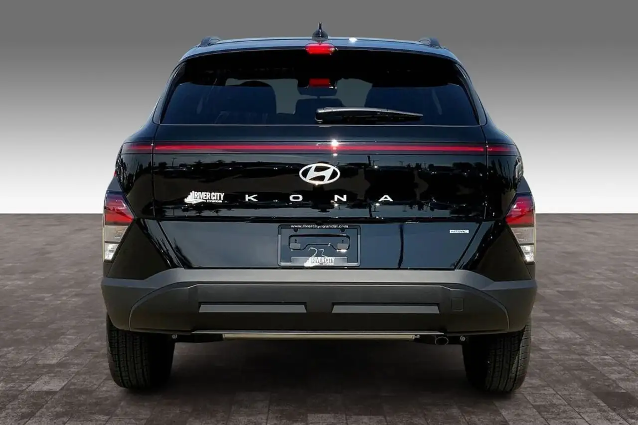 Hyundai KONA снимка Hyundai KONA