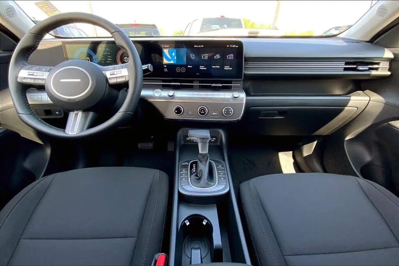 Hyundai KONA снимка Hyundai KONA