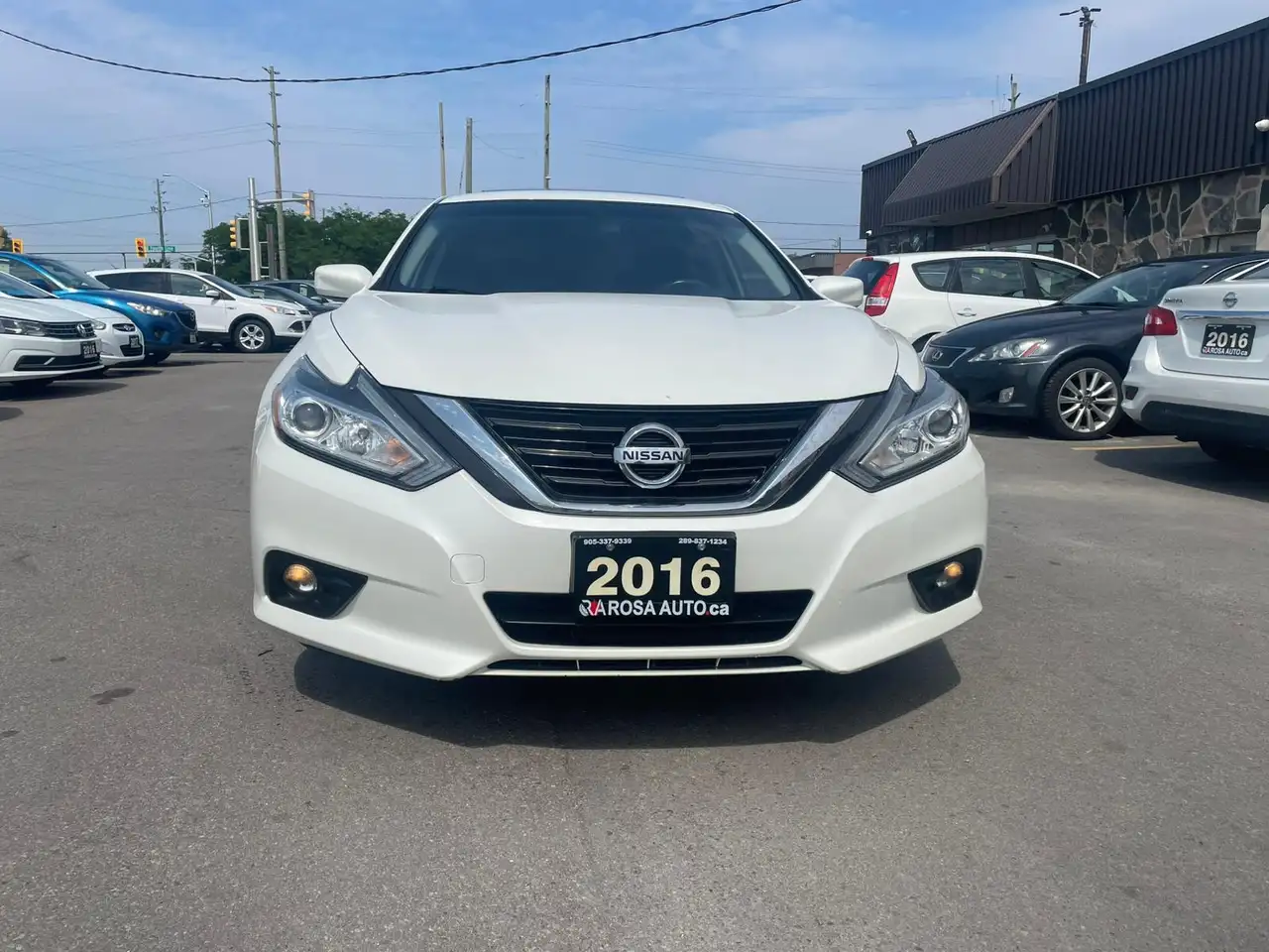 Nissan Altima photo Nissan Altima