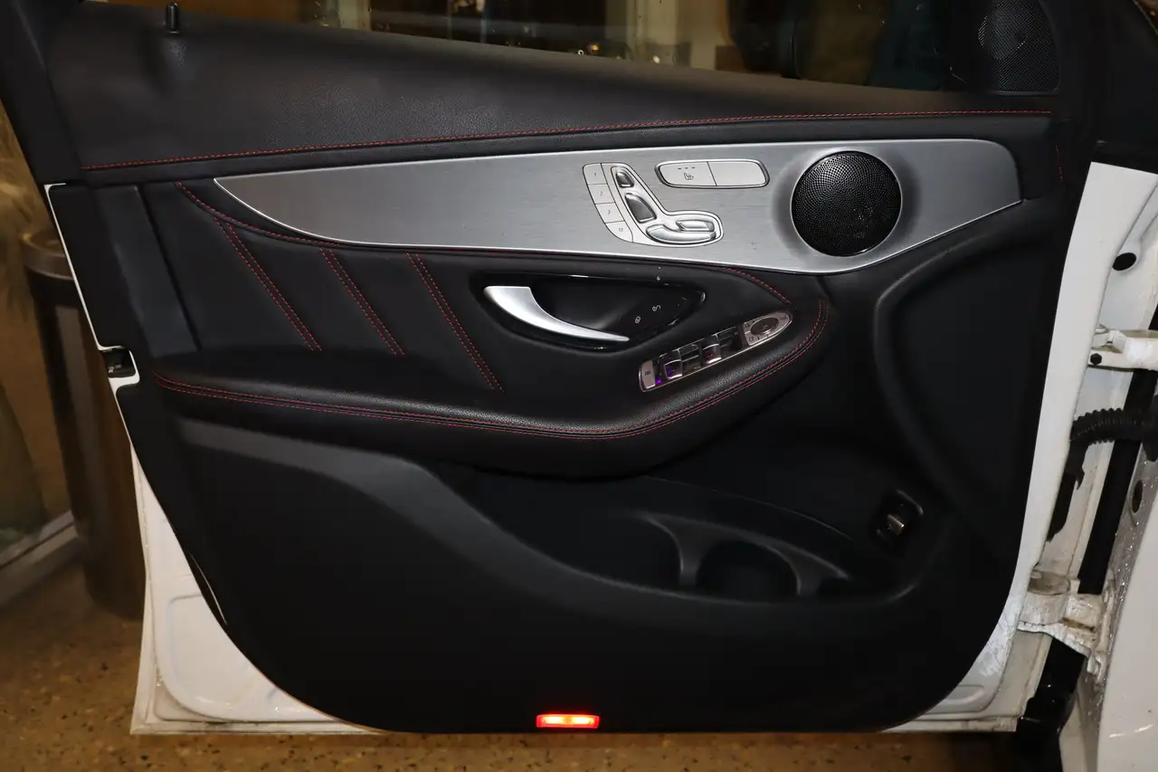 Mercedes-Benz GLC fotografie Mercedes-Benz GLC