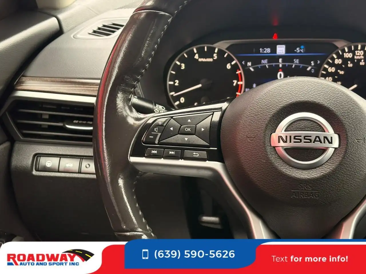 Nissan Altima photo Nissan Altima