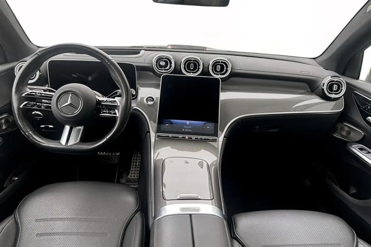 Mercedes-Benz GLC снимка Mercedes-Benz GLC