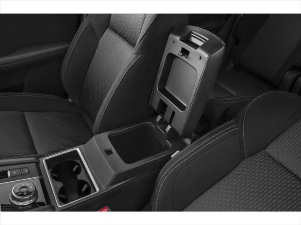 Mitsubishi Outlander photo Mitsubishi Outlander