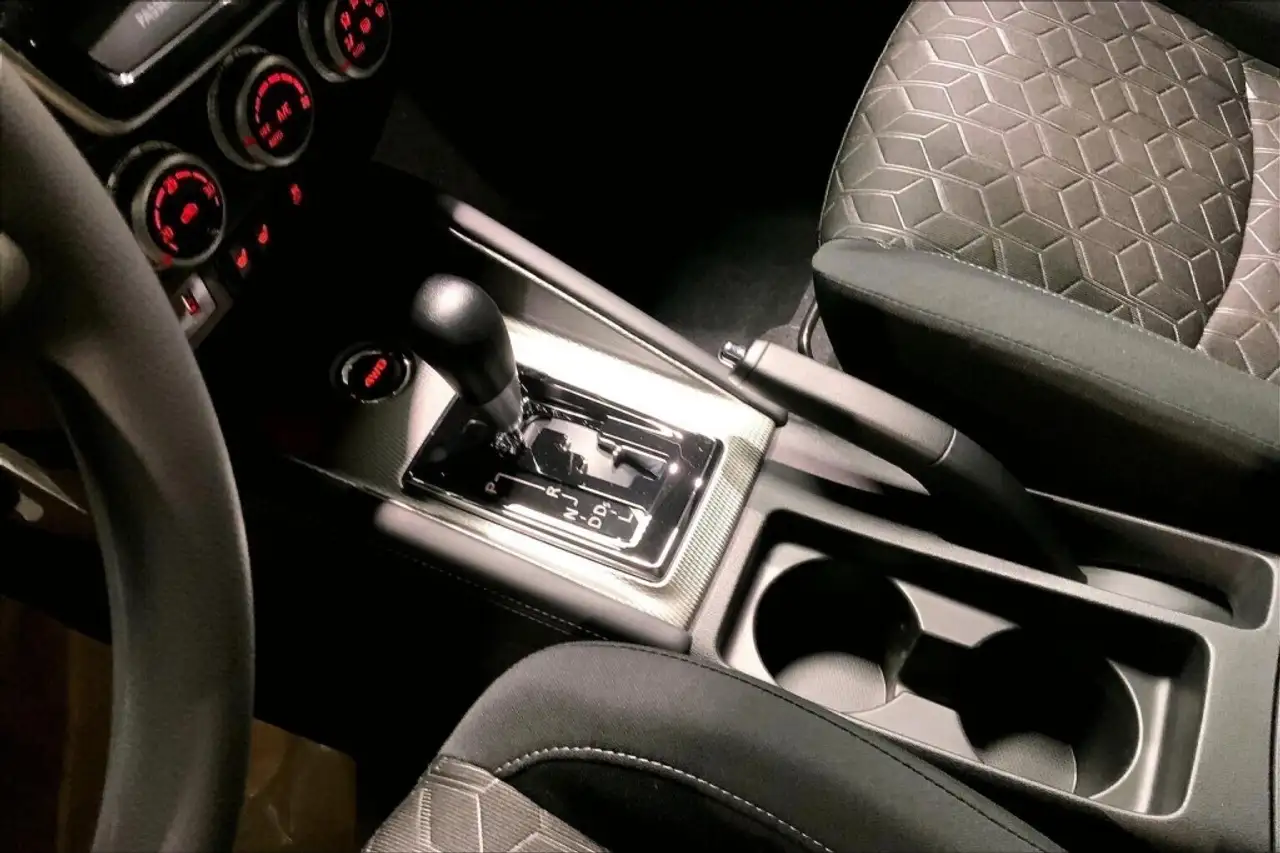 Mitsubishi RVR photo Mitsubishi RVR