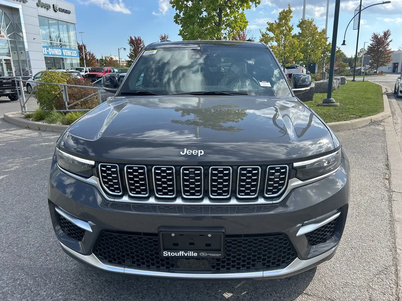 Jeep Grand Cherokee снимка Jeep Grand Cherokee
