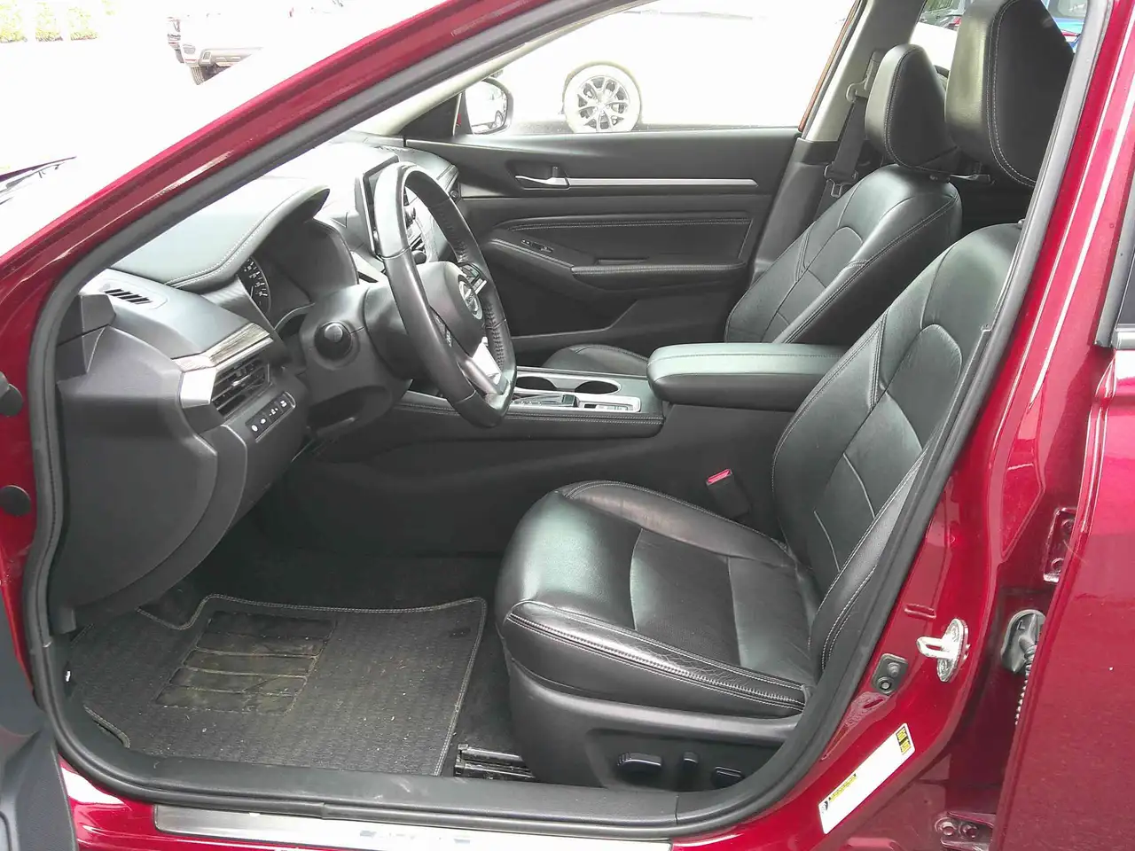 Nissan Altima photo Nissan Altima