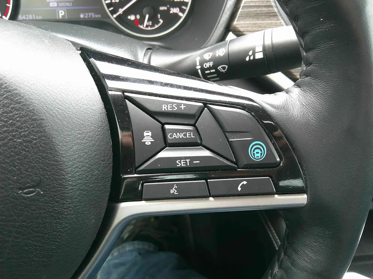 Nissan Altima photo Nissan Altima