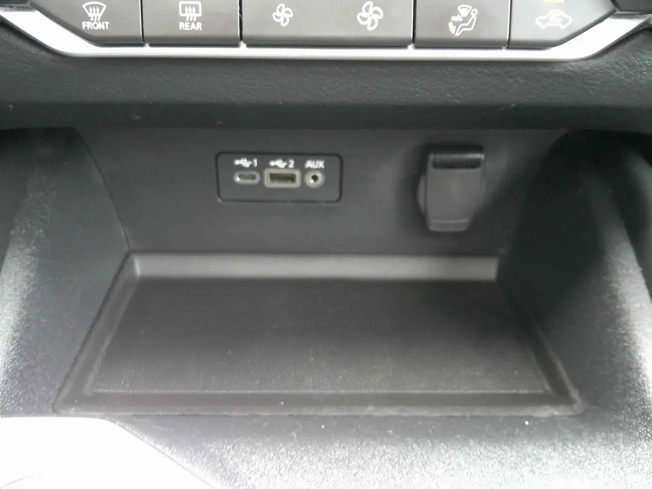 Nissan Altima photo Nissan Altima