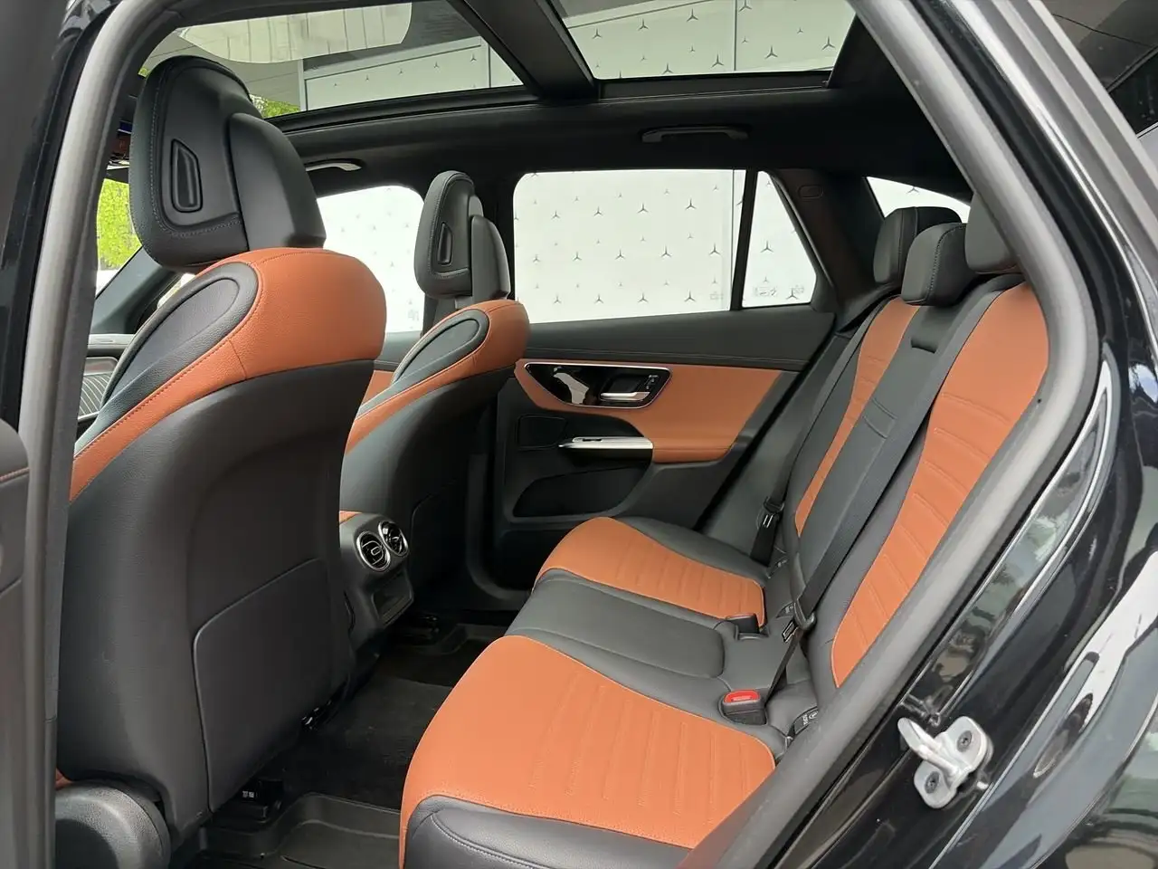 Mercedes-Benz GLC fotografie Mercedes-Benz GLC