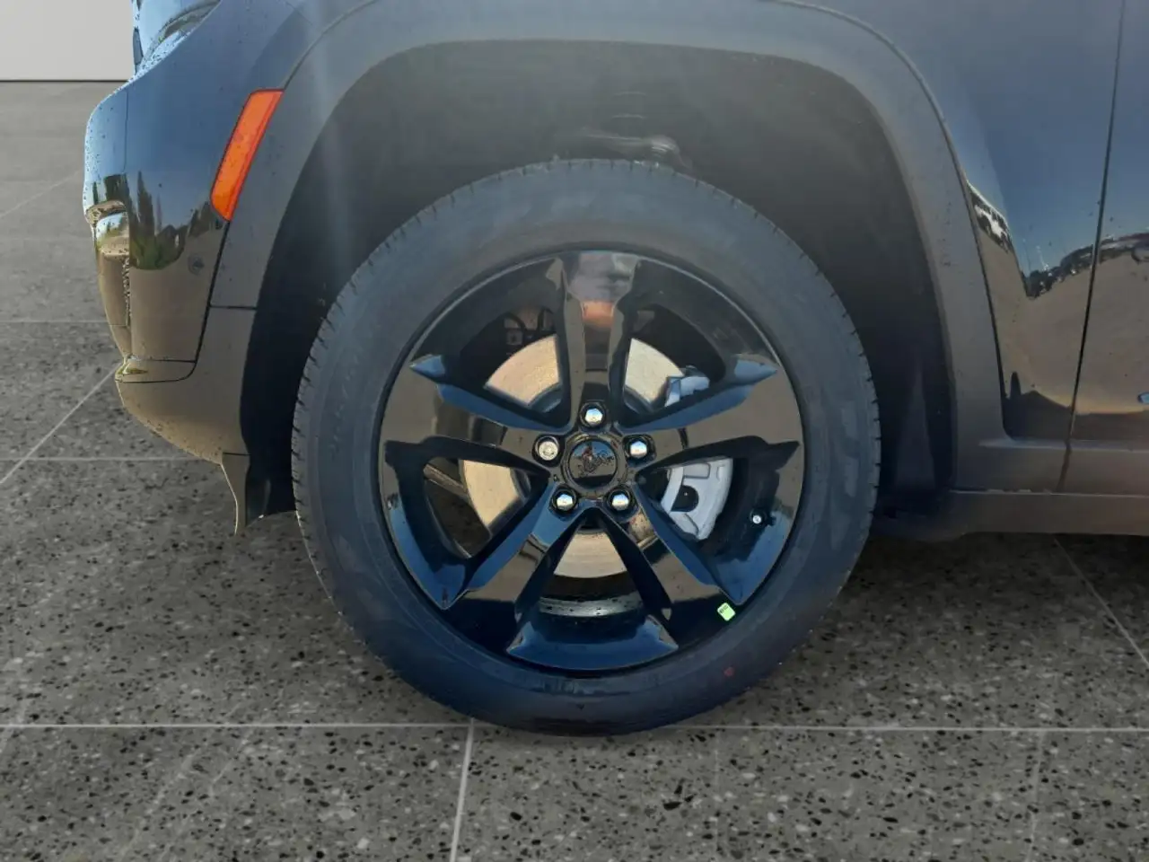 Jeep Grand Cherokee снимка Jeep Grand Cherokee