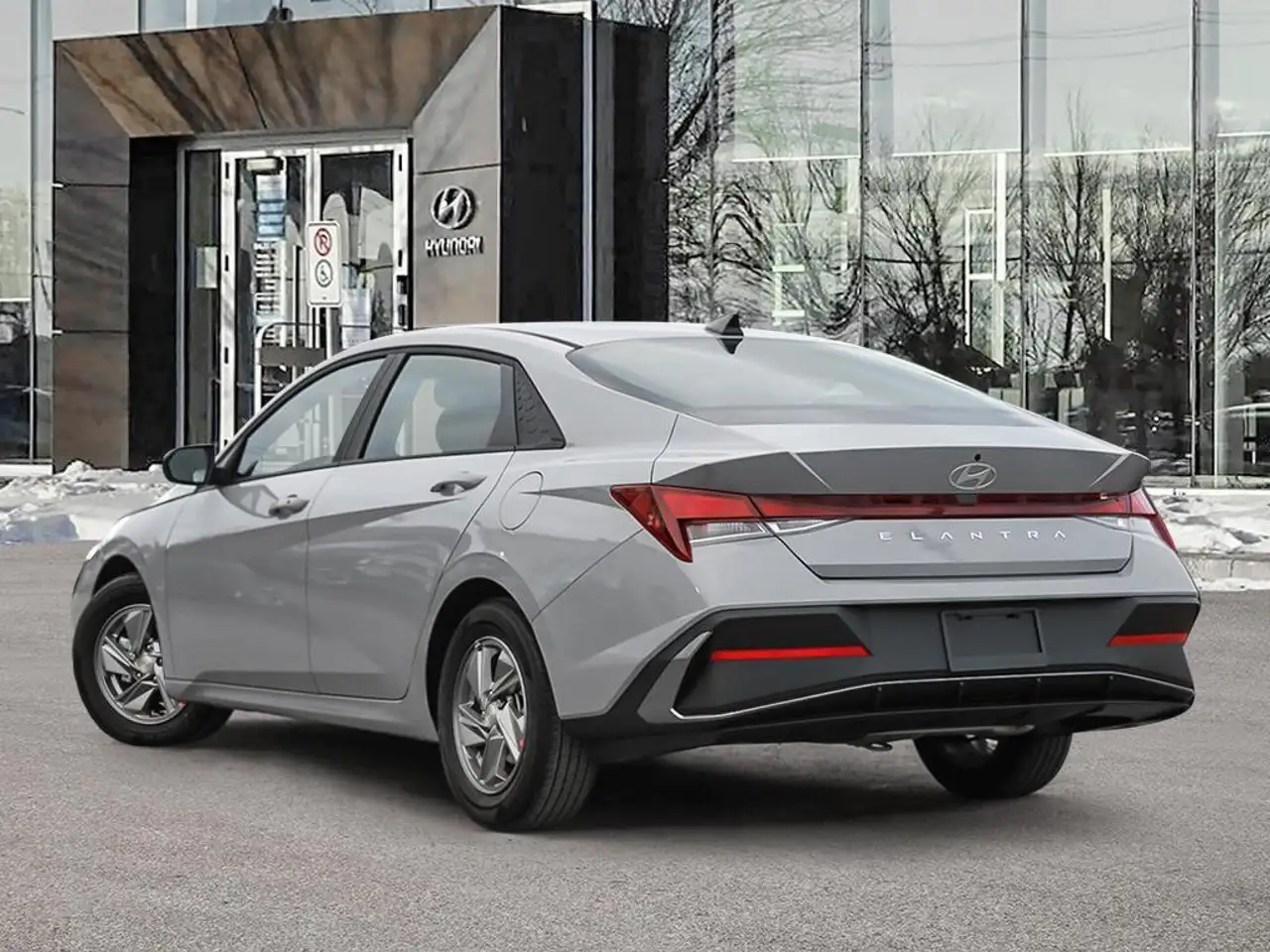 Hyundai ELANTRA снимка Hyundai ELANTRA