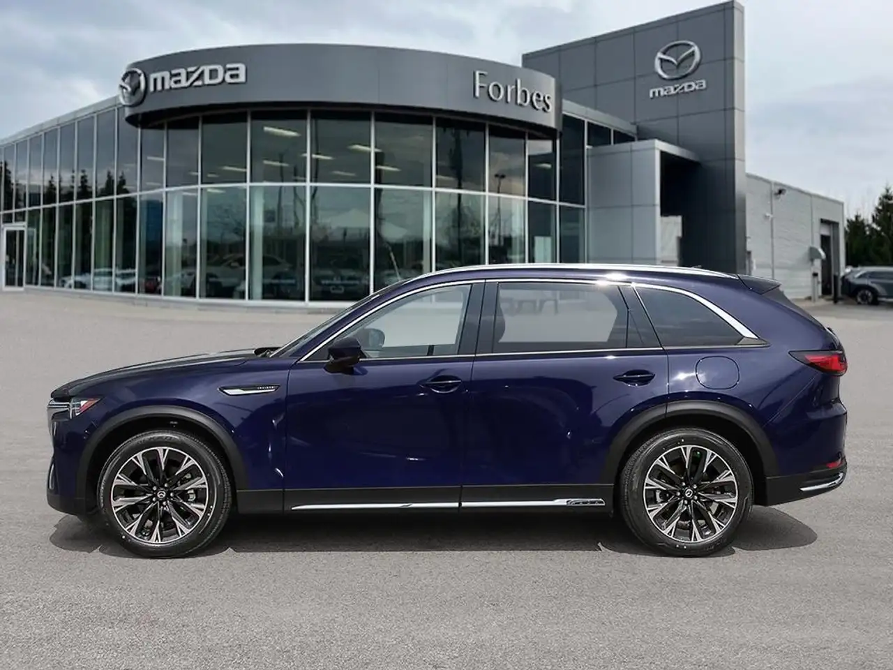 Mazda CX-90 PHEV photo Mazda CX-90 PHEV