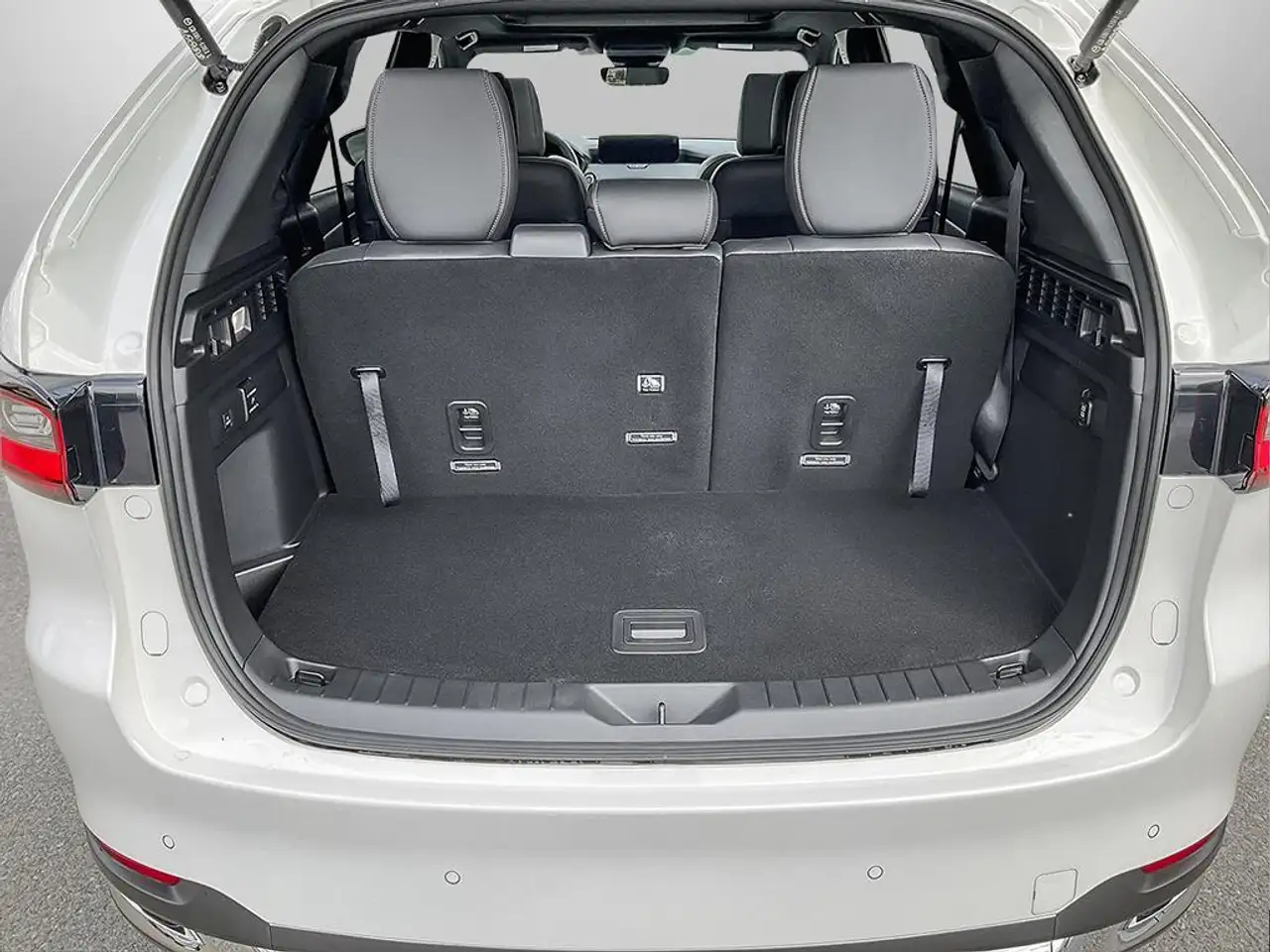 Mazda CX-90 PHEV fotografie Mazda CX-90 PHEV