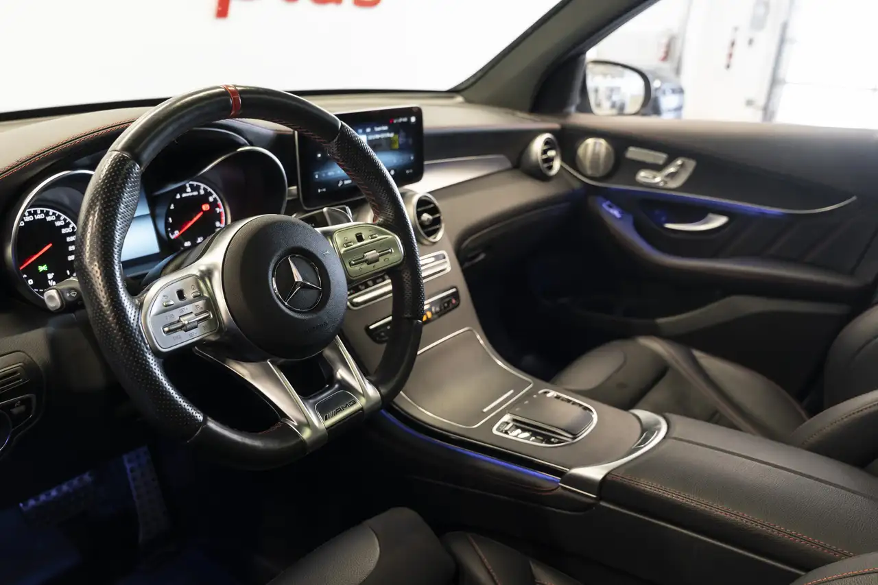Mercedes-Benz GLC снимка Mercedes-Benz GLC