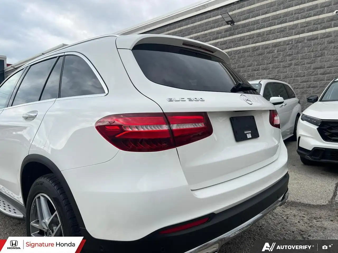 Mercedes-Benz GLC снимка Mercedes-Benz GLC