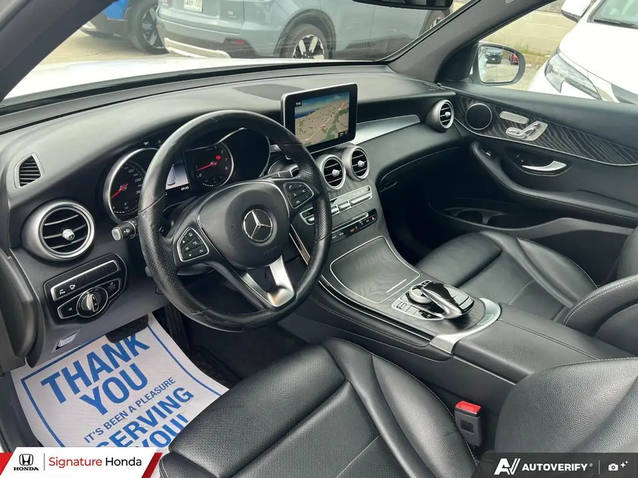 Mercedes-Benz GLC снимка Mercedes-Benz GLC
