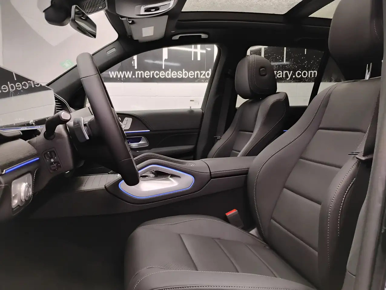 Mercedes-Benz GLE снимка Mercedes-Benz GLE