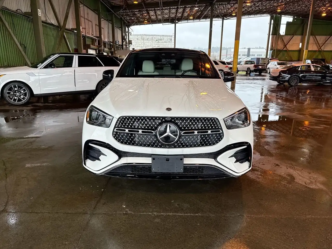 Mercedes-Benz GLE снимка Mercedes-Benz GLE