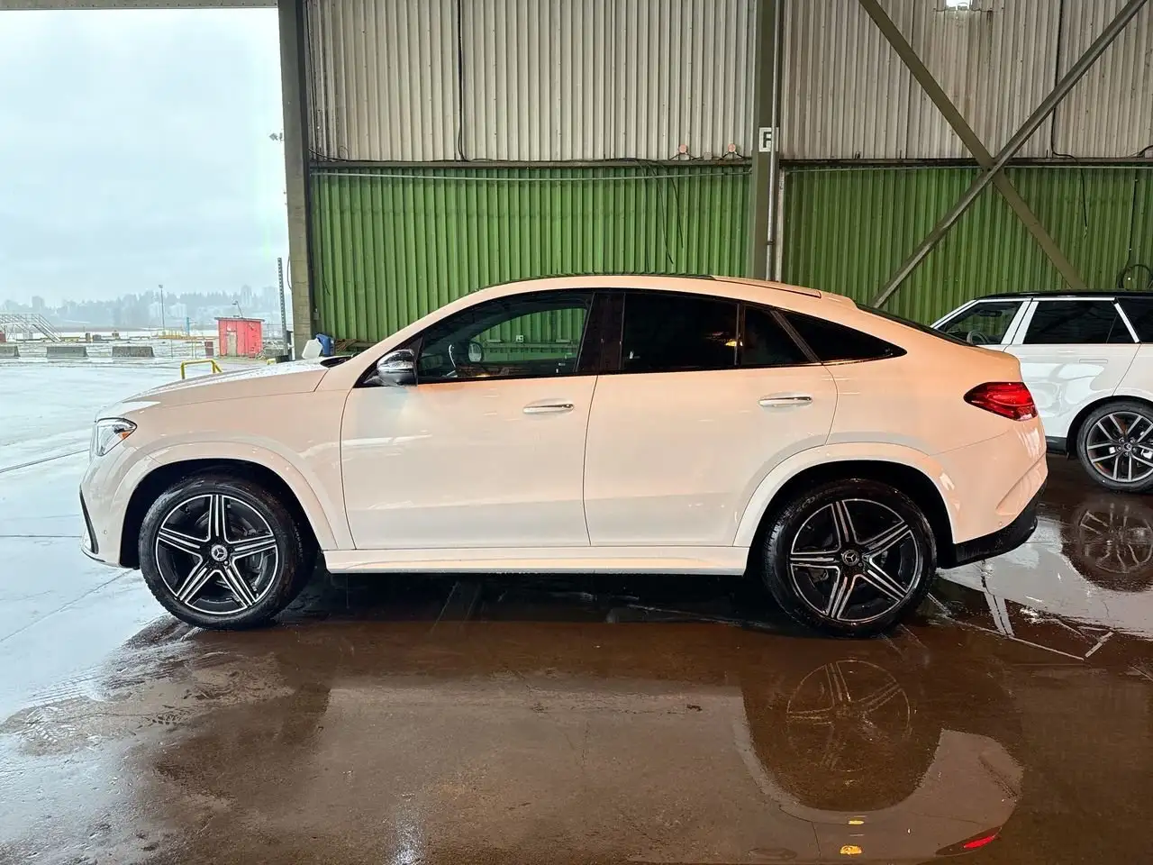 Mercedes-Benz GLE снимка Mercedes-Benz GLE