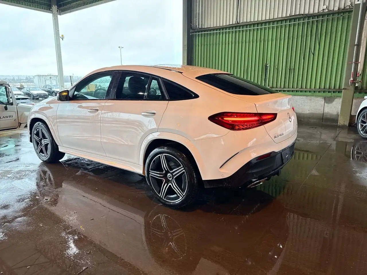 Mercedes-Benz GLE снимка Mercedes-Benz GLE