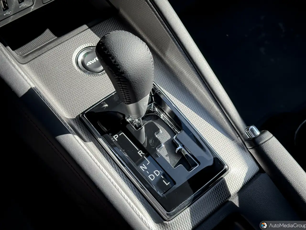 Mitsubishi RVR photo Mitsubishi RVR