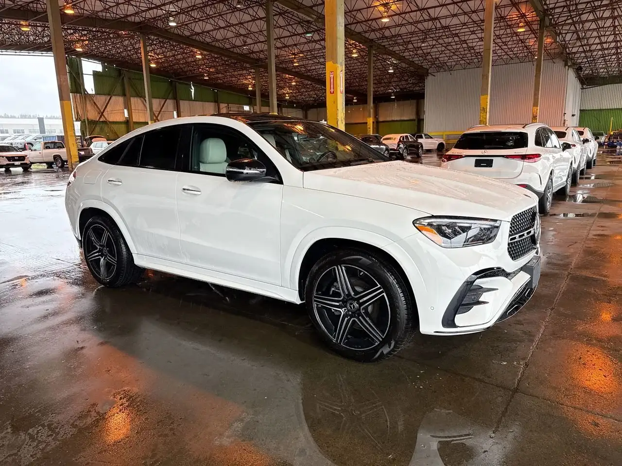 Mercedes-Benz GLE снимка Mercedes-Benz GLE