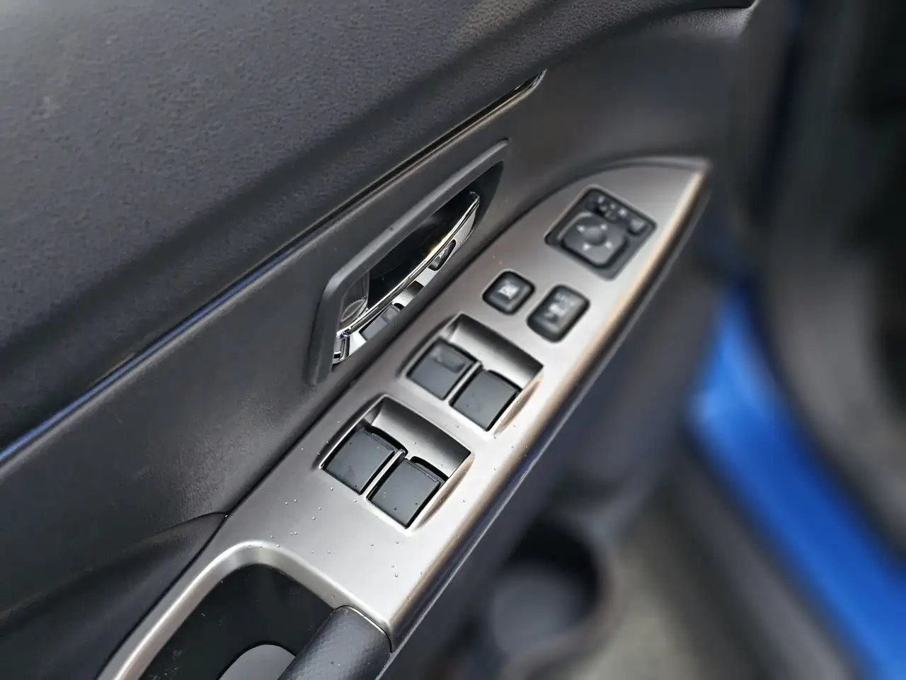 Mitsubishi RVR снимка Mitsubishi RVR