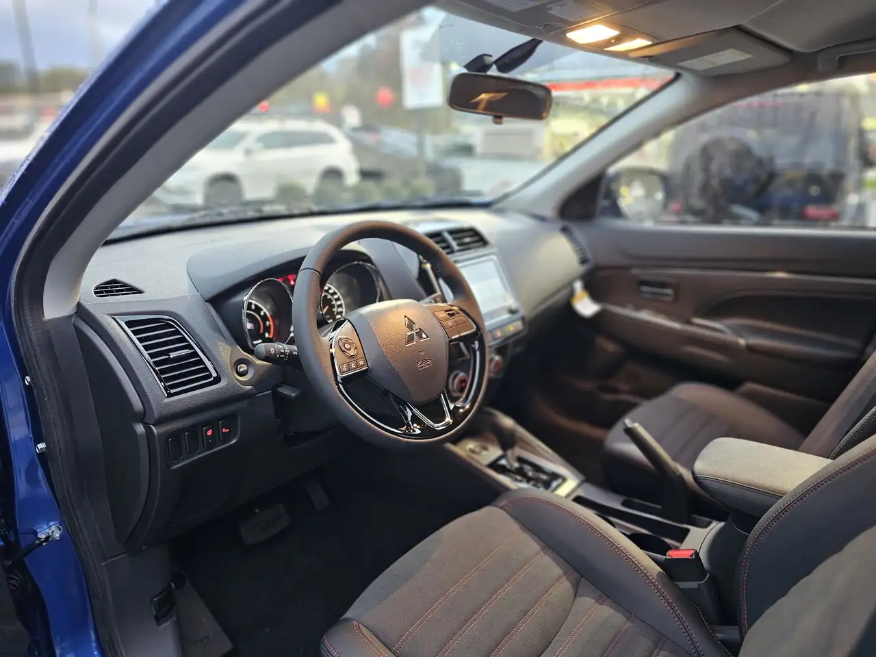 Mitsubishi RVR снимка Mitsubishi RVR