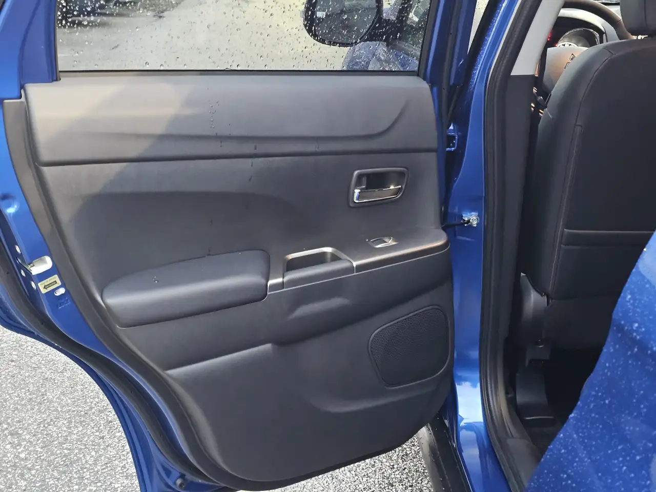 Mitsubishi RVR снимка Mitsubishi RVR