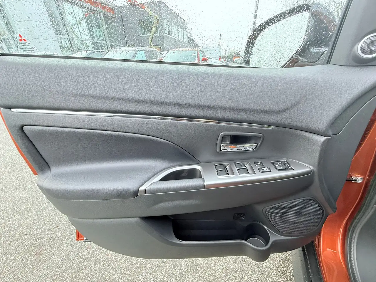 Mitsubishi RVR снимка Mitsubishi RVR