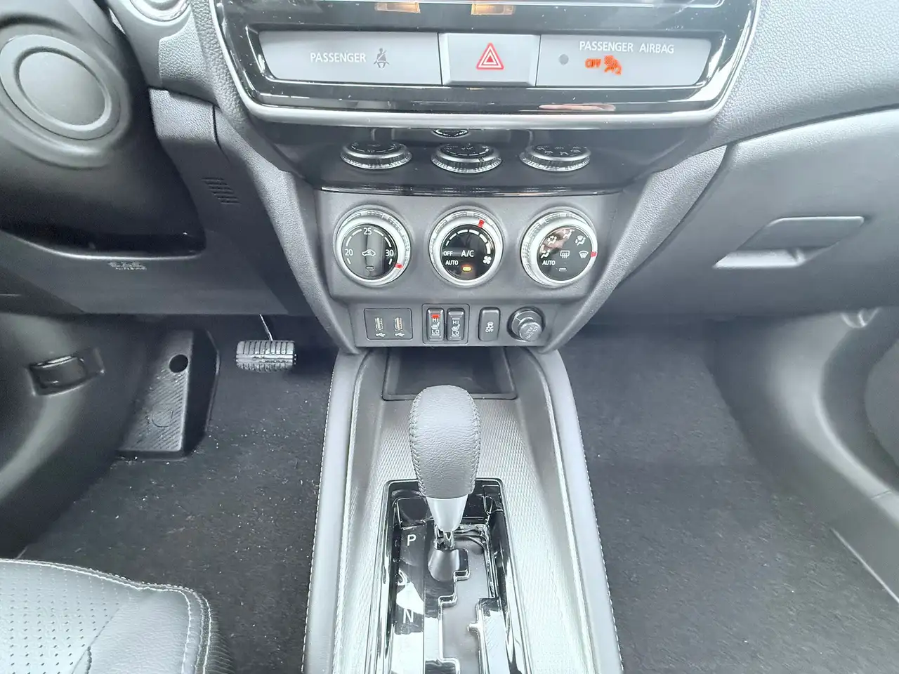Mitsubishi RVR снимка Mitsubishi RVR