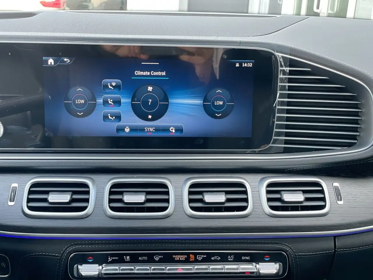 Mercedes-Benz GLE снимка Mercedes-Benz GLE