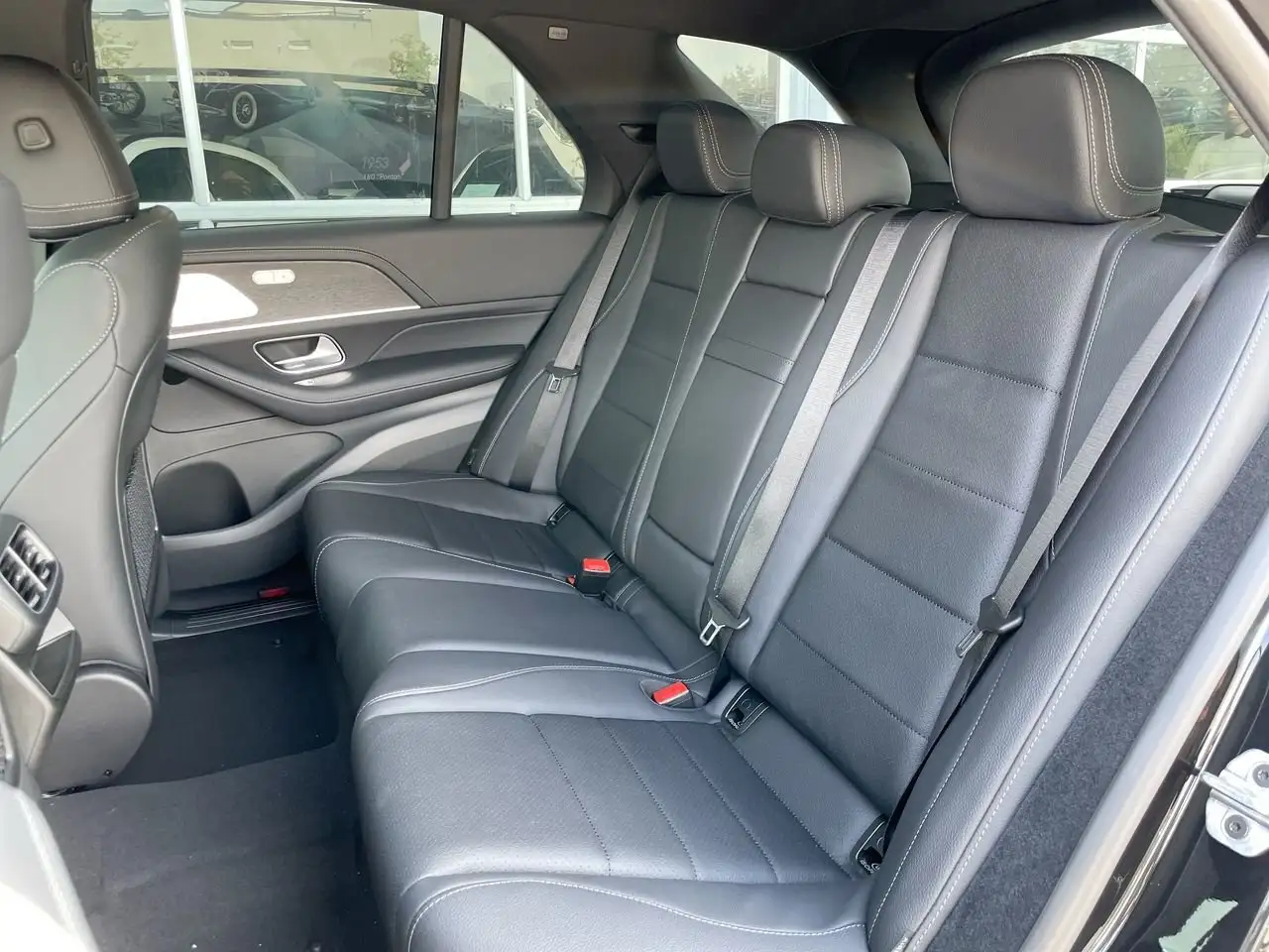 Mercedes-Benz GLE снимка Mercedes-Benz GLE