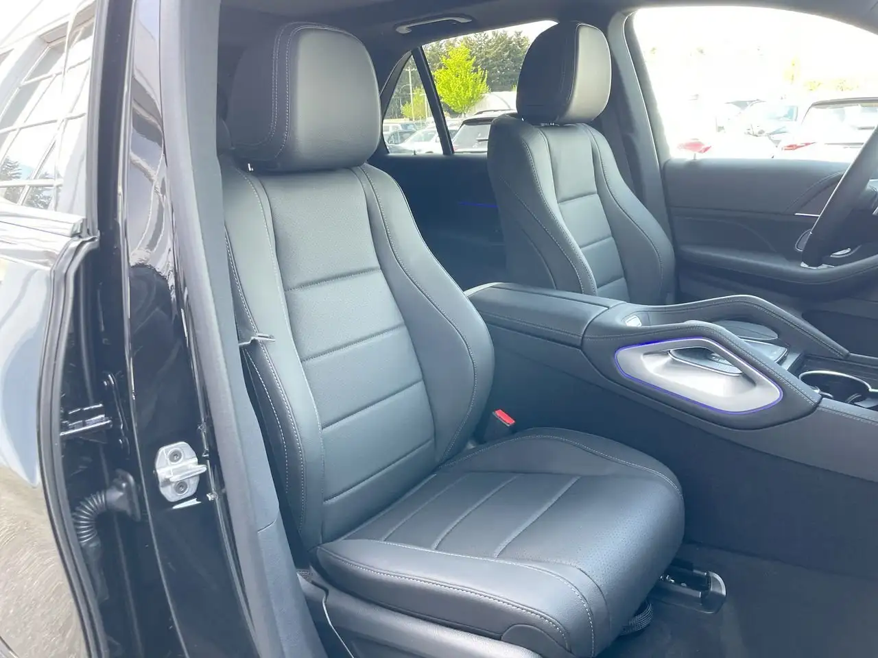 Mercedes-Benz GLE снимка Mercedes-Benz GLE