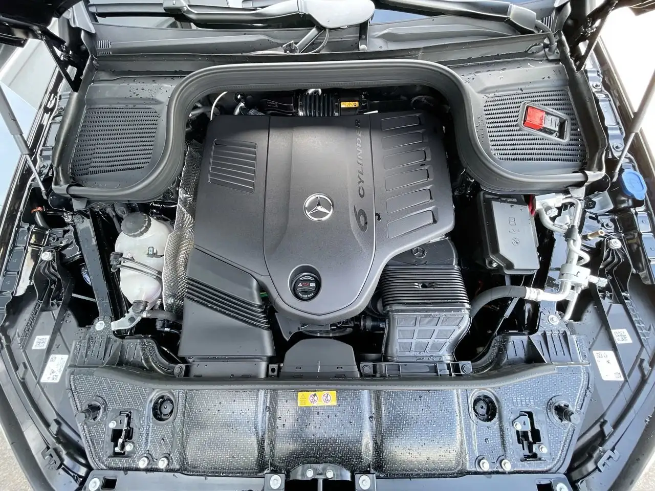 Mercedes-Benz GLE снимка Mercedes-Benz GLE