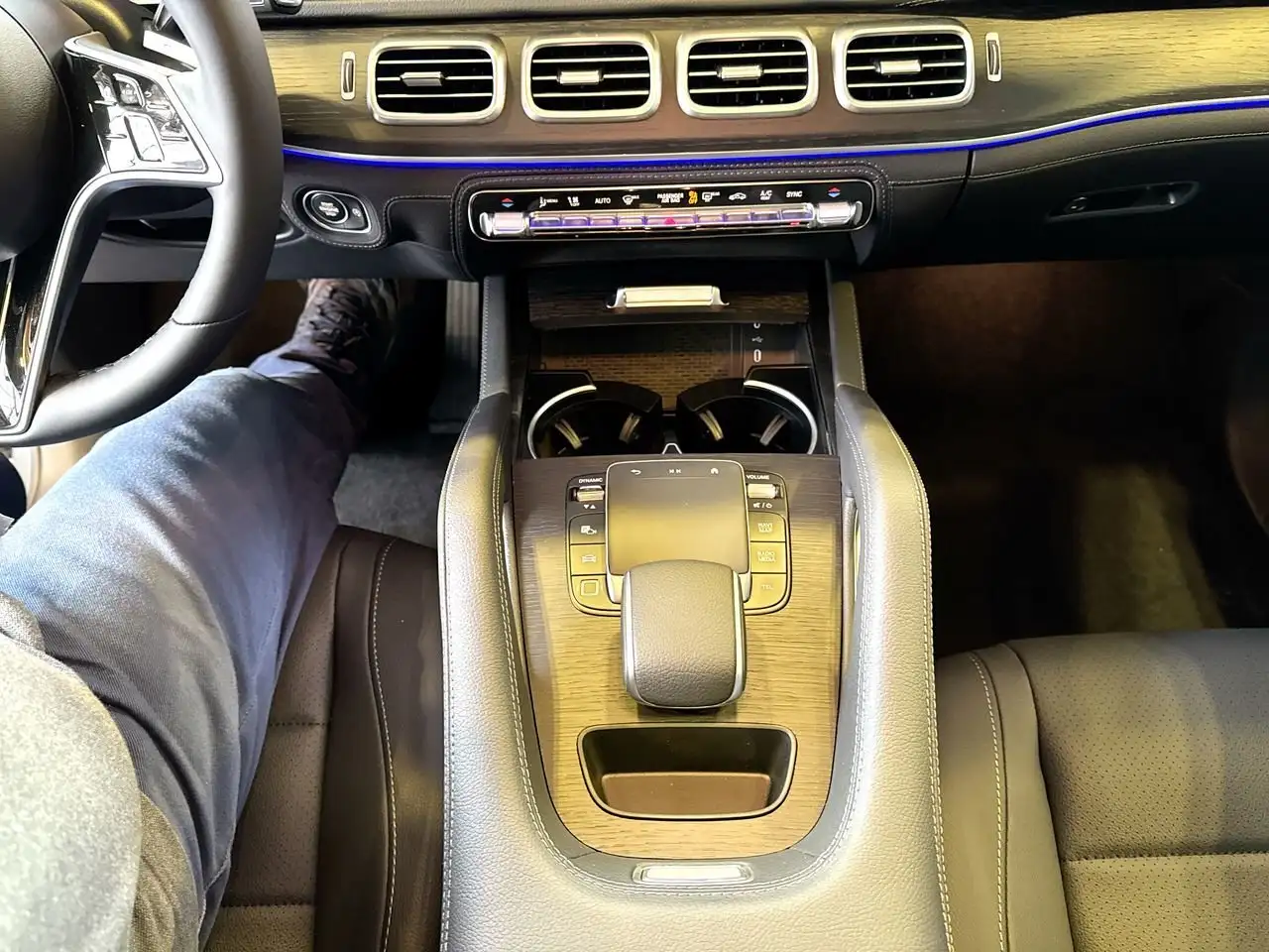 Mercedes-Benz GLE photo Mercedes-Benz GLE