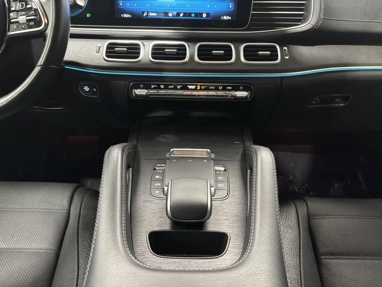 Mercedes-Benz GLE снимка Mercedes-Benz GLE