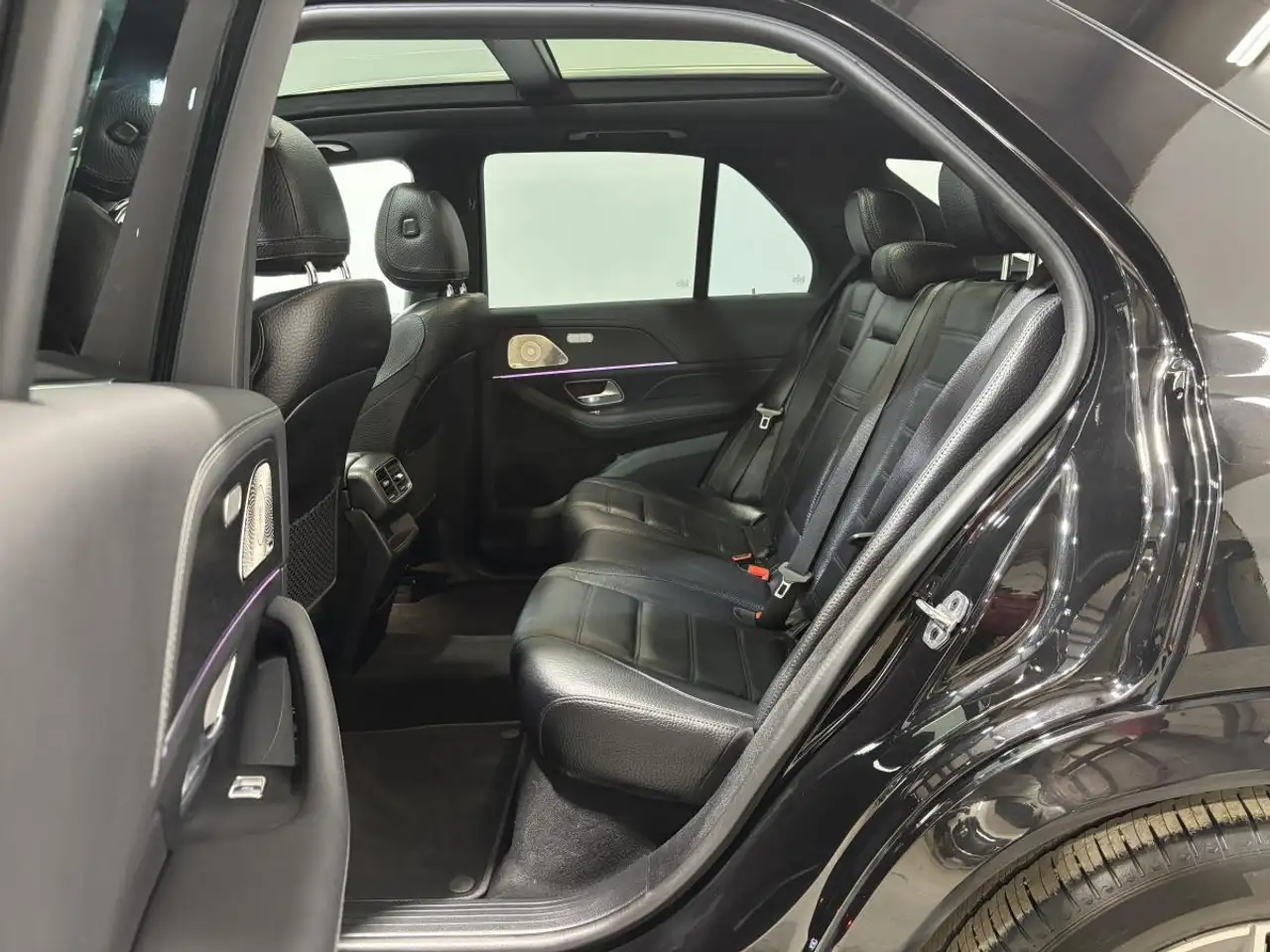 Mercedes-Benz GLE снимка Mercedes-Benz GLE