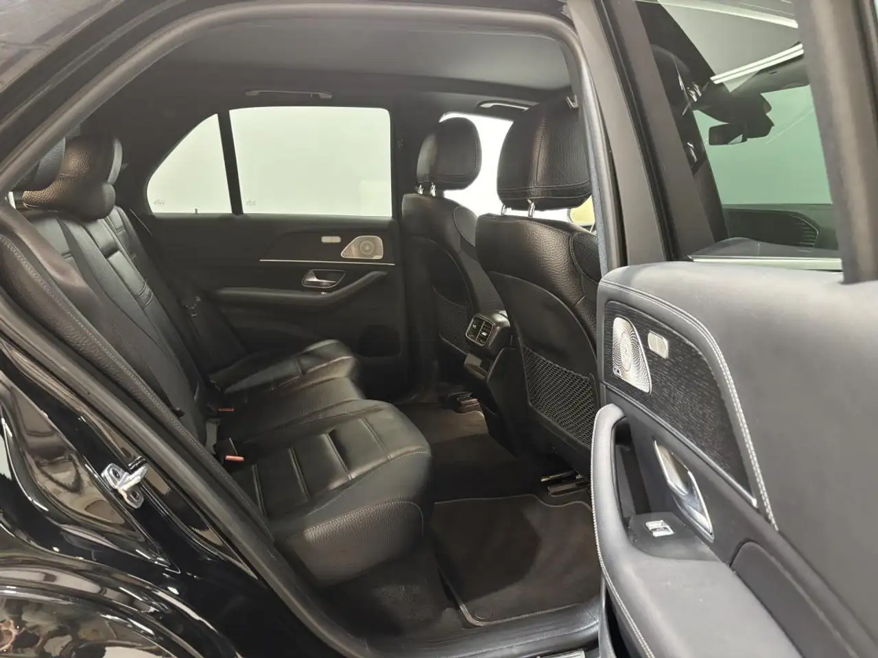 Mercedes-Benz GLE снимка Mercedes-Benz GLE