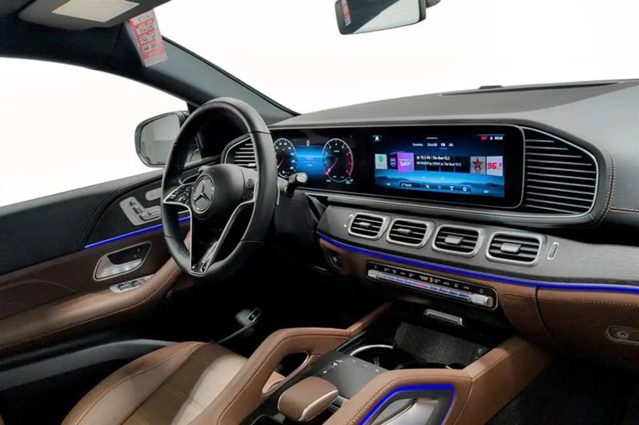 Mercedes-Benz GLE снимка Mercedes-Benz GLE