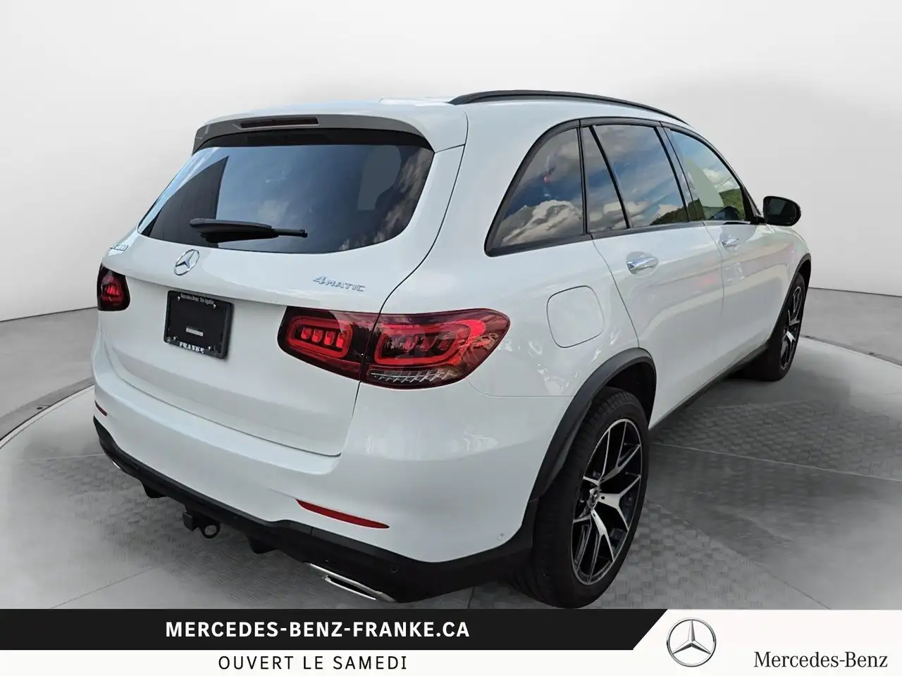 Mercedes-Benz GLC снимка Mercedes-Benz GLC