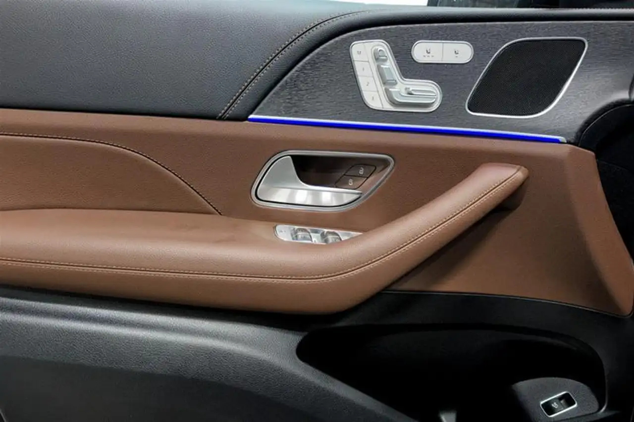 Mercedes-Benz GLE снимка Mercedes-Benz GLE